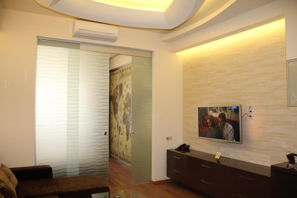Apartment In Center Of Odessa Chambre photo