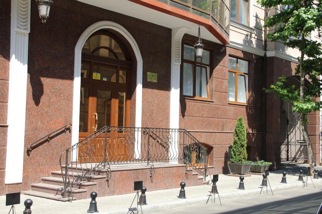 Apartment In Center Of Odessa Extérieur photo
